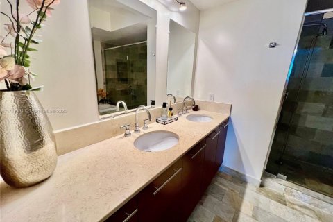 Condo in Sunrise, Florida, 2 bedrooms  № 1489564 - photo 30