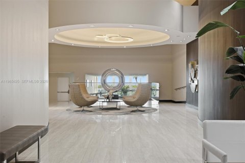 Купить кондоминиум в Санни-Айлс-Бич, Флорида 2 спальни, 163.51м2, № 2027260 - фото 11