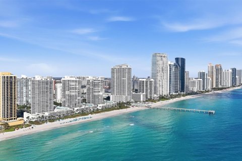 Купить кондоминиум в Санни-Айлс-Бич, Флорида 2 спальни, 163.51м2, № 2027260 - фото 2