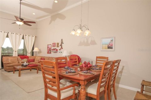Condo in Bradenton, Florida, 2 bedrooms  № 364688 - photo 10