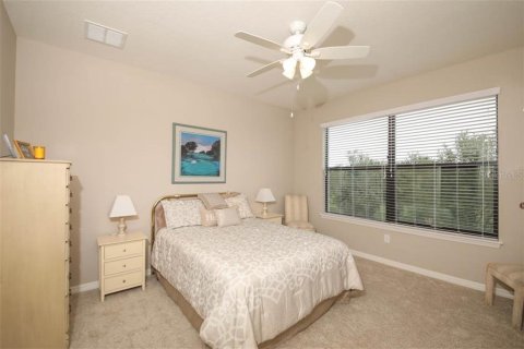 Condo in Bradenton, Florida, 2 bedrooms  № 364688 - photo 13
