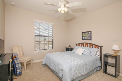 Condo in Bradenton, Florida, 2 bedrooms  № 364688 - photo 15