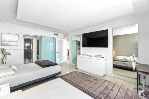 Copropriété à louer à Miami Beach, Floride: 1 chambre, 76.18 m2 № 1729840 - photo 15