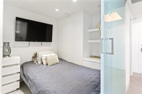 Copropriété à louer à Miami Beach, Floride: 1 chambre, 76.18 m2 № 1729840 - photo 9