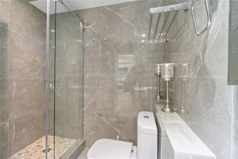 Copropriété à louer à Miami Beach, Floride: 1 chambre, 76.18 m2 № 1729840 - photo 22