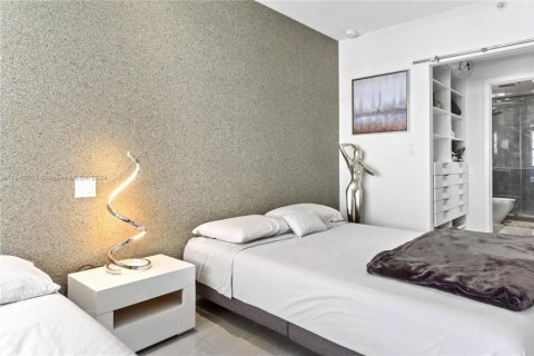 Copropriété à louer à Miami Beach, Floride: 1 chambre, 76.18 m2 № 1729840 - photo 16