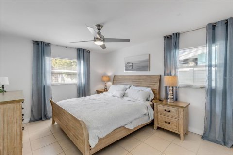 House in New Smyrna Beach, Florida 2 bedrooms, 109.16 sq.m. № 1873915 - photo 26