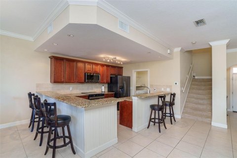 House in Englewood, Florida 3 bedrooms, 191.94 sq.m. № 2103120 - photo 15