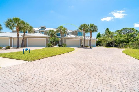 House in Englewood, Florida 3 bedrooms, 191.94 sq.m. № 2103120 - photo 3