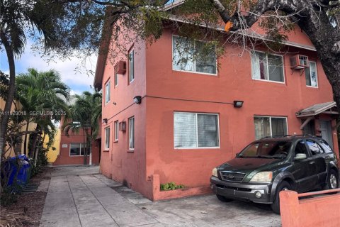 Casa en alquiler en Miami, Florida, 1 dormitorio, 55.74 m2 № 1990185 - foto 10