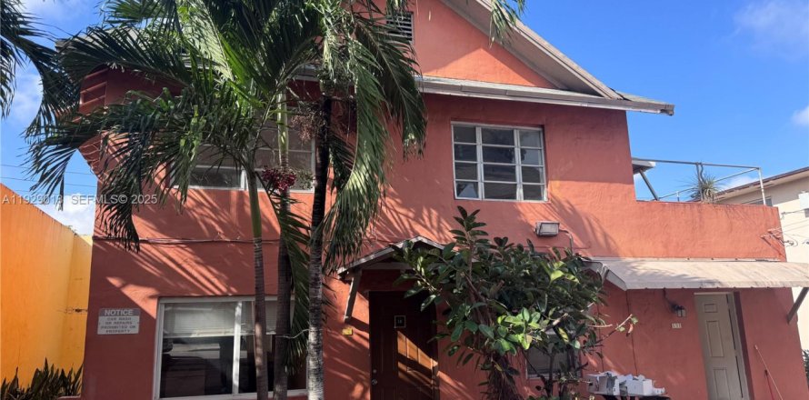 Casa en Miami, Florida 1 dormitorio, 55.74 m2 № 1990185