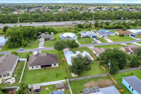 Casa en venta en Port St. Lucie, Florida, 4 dormitorios, 207.73 m2 № 2191124 - foto 12