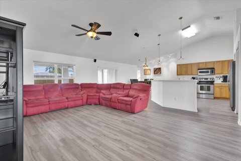 Casa en venta en Port St. Lucie, Florida, 4 dormitorios, 207.73 m2 № 2191124 - foto 24