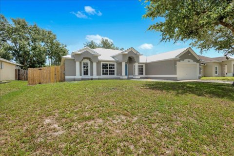 Casa en venta en Port St. Lucie, Florida, 4 dormitorios, 207.73 m2 № 2191124 - foto 6