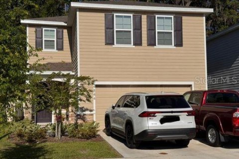 Villa ou maison à louer à Gainesville, Floride: 4 chambres, 205.41 m2 № 1659568 - photo 1