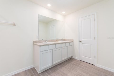 Villa ou maison à louer à Gainesville, Floride: 4 chambres, 205.41 m2 № 1659568 - photo 28