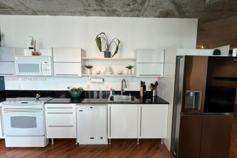 Apartment in Miami, Florida 1 bedroom, 55.93 sq.m. № 2041132 - photo 9