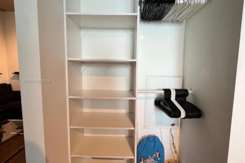 Apartment in Miami, Florida 1 bedroom, 55.93 sq.m. № 2041132 - photo 18