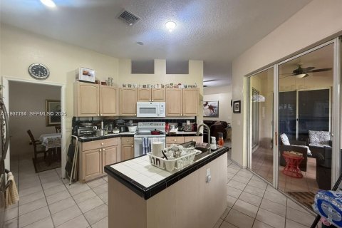 Villa ou maison à vendre à Homestead, Floride: 4 chambres, 168.62 m2 № 1990187 - photo 23