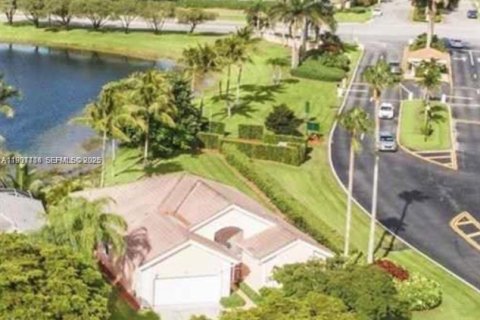 Villa ou maison à vendre à Homestead, Floride: 4 chambres, 168.62 m2 № 1990187 - photo 15