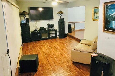 Villa ou maison à vendre à Longwood, Floride: 4 chambres, 183.39 m2 № 2231178 - photo 4