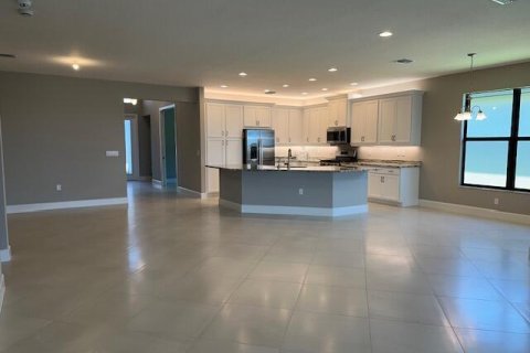 Villa ou maison à louer à Port St. Lucie, Floride: 3 chambres, 219.06 m2 № 2085354 - photo 9