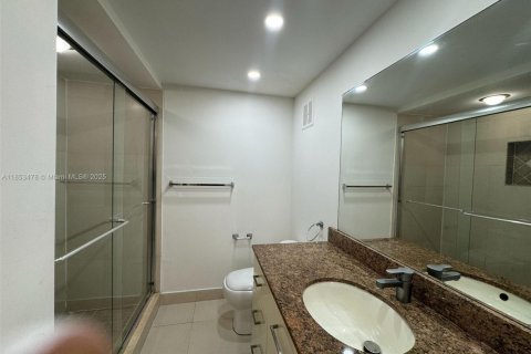 Condo in Weston, Florida, 1 bedroom  № 1922259 - photo 7