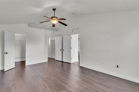 Casa en venta en Winter Haven, Florida, 4 dormitorios, 162.58 m2 № 1829392 - foto 15