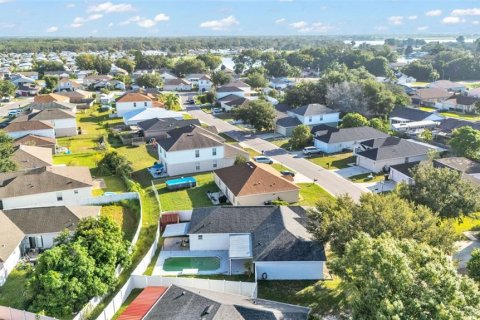 Casa en venta en Winter Haven, Florida, 4 dormitorios, 162.58 m2 № 1829392 - foto 4