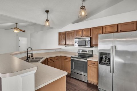 Casa en venta en Winter Haven, Florida, 4 dormitorios, 162.58 m2 № 1829392 - foto 12