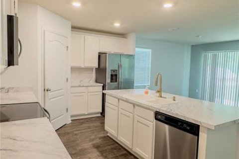 Casa en alquiler en Middleburg, Florida, 4 dormitorios, 138.24 m2 № 1894602 - foto 6