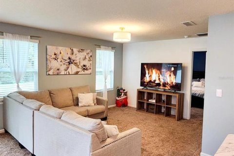 Casa en alquiler en Middleburg, Florida, 4 dormitorios, 138.24 m2 № 1894602 - foto 3