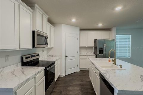 Casa en alquiler en Middleburg, Florida, 4 dormitorios, 138.24 m2 № 1894602 - foto 10