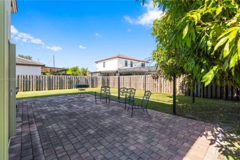 Купить виллу или дом в Майами, Флорида 8 комнат, 195.75м2, № 1972914 - фото 25