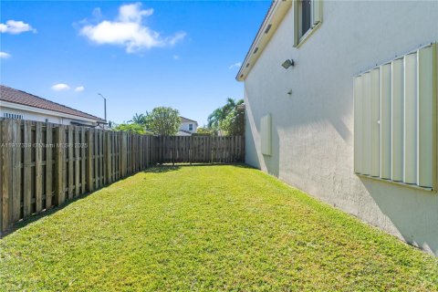 Купить виллу или дом в Майами, Флорида 8 комнат, 195.75м2, № 1972914 - фото 27