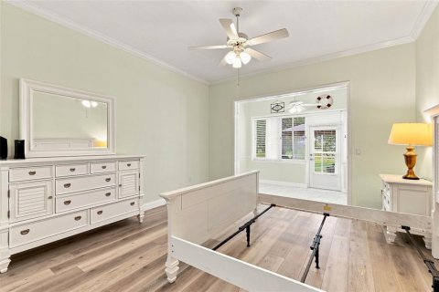 House in New Port Richey, Florida 2 bedrooms, 143.35 sq.m. № 2203406 - photo 23