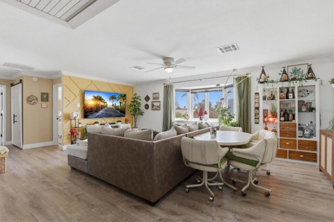 Casa en venta en Hernando Beach, Florida, 2 dormitorios, 101.45 m2 № 2107364 - foto 14