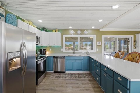 Casa en venta en Hernando Beach, Florida, 2 dormitorios, 101.45 m2 № 2107364 - foto 17