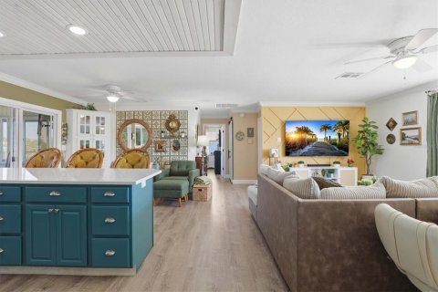 Casa en venta en Hernando Beach, Florida, 2 dormitorios, 101.45 m2 № 2107364 - foto 13