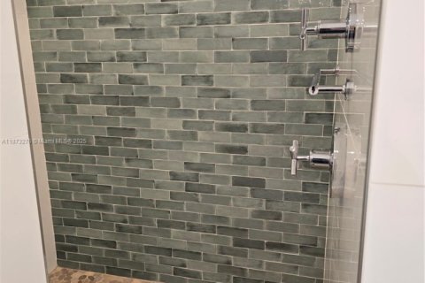 Купить кондоминиум в Майами-Бич, Флорида 2 спальни, 121.7м2, № 2038043 - фото 23