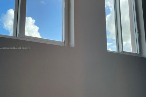 Touwnhouse à louer à Homestead, Floride: 4 chambres, 127.65 m2 № 1929292 - photo 12