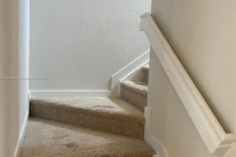 Touwnhouse à louer à Homestead, Floride: 4 chambres, 127.65 m2 № 1929292 - photo 9