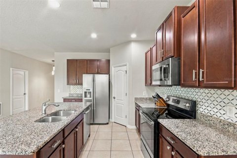Casa en venta en Ocoee, Florida, 3 dormitorios, 142.7 m2 № 2422764 - foto 10