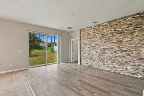 Casa en venta en Ocoee, Florida, 3 dormitorios, 142.7 m2 № 2422764 - foto 15