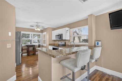 Villa ou maison à vendre à Davie, Floride: 3 chambres, 180.51 m2 № 2301545 - photo 16