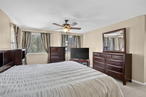 Villa ou maison à vendre à Davie, Floride: 3 chambres, 180.51 m2 № 2301545 - photo 29