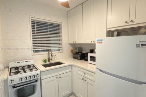 Appartement à louer à Miami Beach, Floride: 2 chambres, 507.8 m2 № 1946658 - photo 20