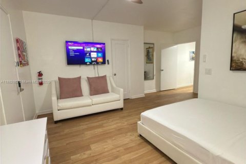 Appartement à louer à Miami Beach, Floride: 2 chambres, 507.8 m2 № 1946658 - photo 24