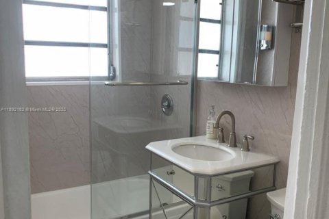 Appartement à louer à Miami Beach, Floride: 2 chambres, 507.8 m2 № 1946658 - photo 7