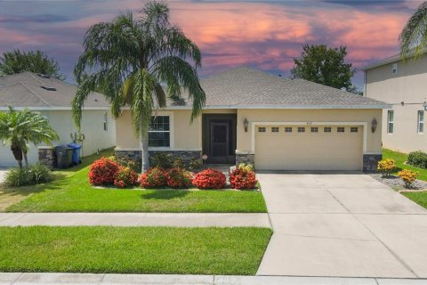 House in Ruskin, Florida 4 bedrooms, 191.19 sq.m. № 2223417